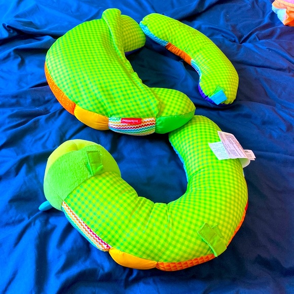 COPY - Infantino Prop-A-Pillar Tummy Time & Seated Support - Picture 6 of 10